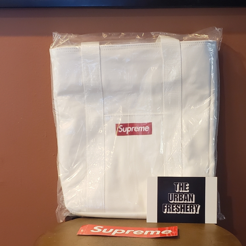 Authentic 🥰 Supreme Tote- White
